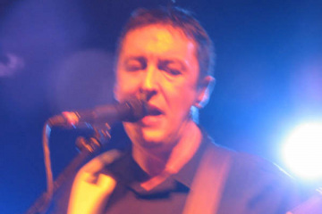 022j